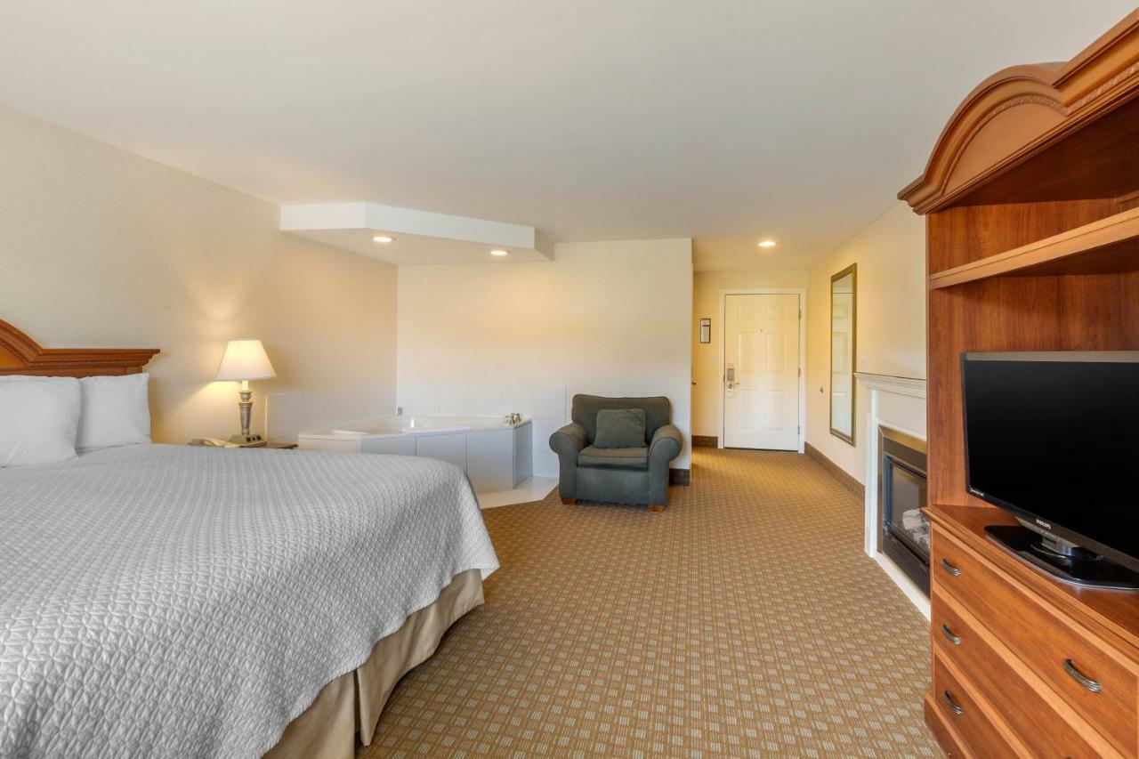 Ogunquit Hotel And Suites Bagian luar foto