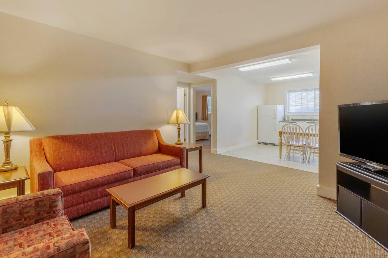 Ogunquit Hotel And Suites Bagian luar foto